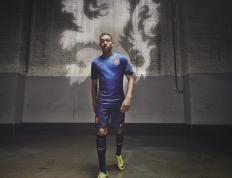 开云体育官方网站-突尼斯式节奏驯服巴斯克雄狮，德里赫特一锤定音主宰战术博弈