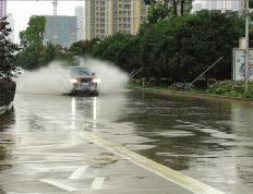开云体育登录-篮球比赛突降大雨，球场积水严重影响比赛的简单介绍