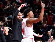 开云平台-火箭战胜活塞，结束连败