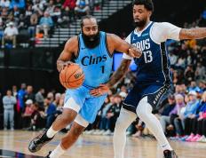 开云体育官方网站-勇士队主帅受罚，因言辱裁