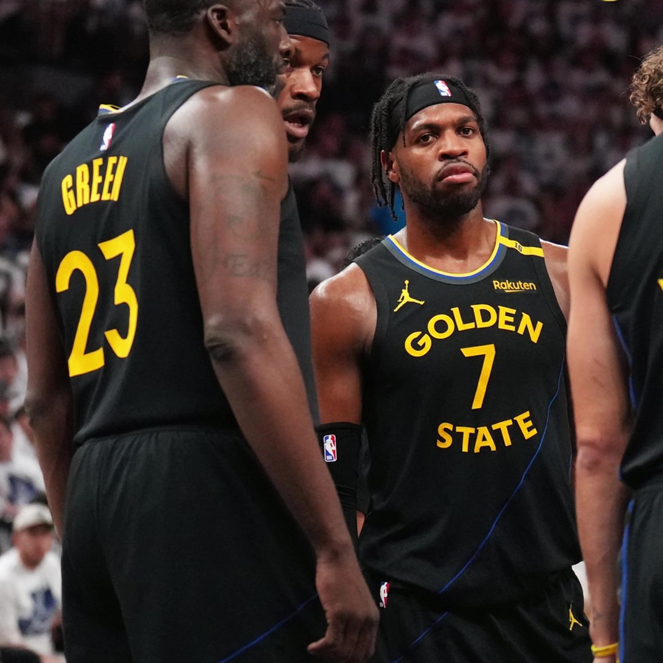 开云下载-勇士逆转活塞格林32分创个人新高