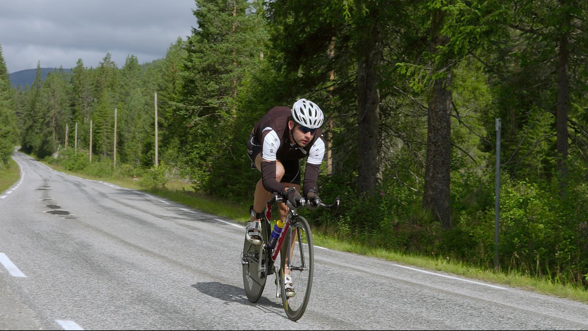 开云体育APP下载-险胜边缘，谁的身影照亮了德国队？林高远逆风翻盘成最大亮点